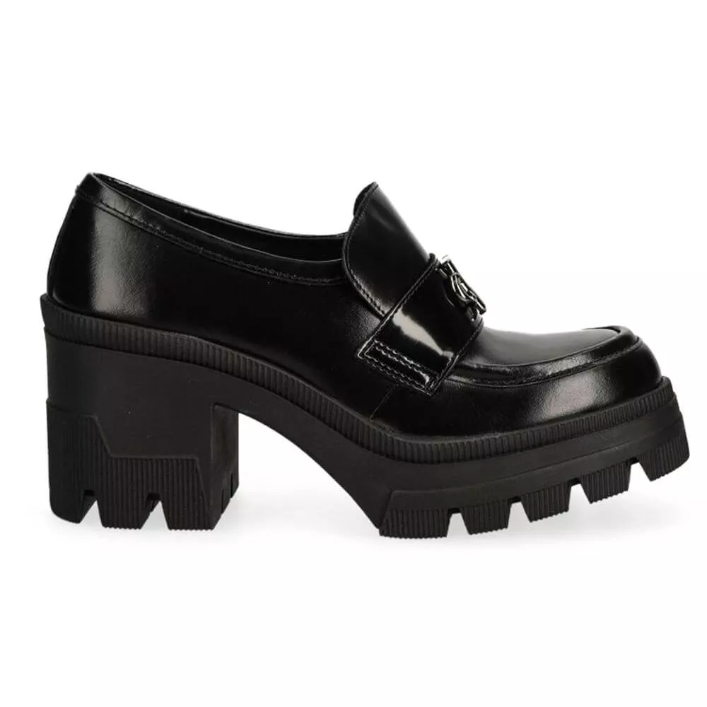 Calvin Klein Women’s Black Moccasins: Style & Comfort