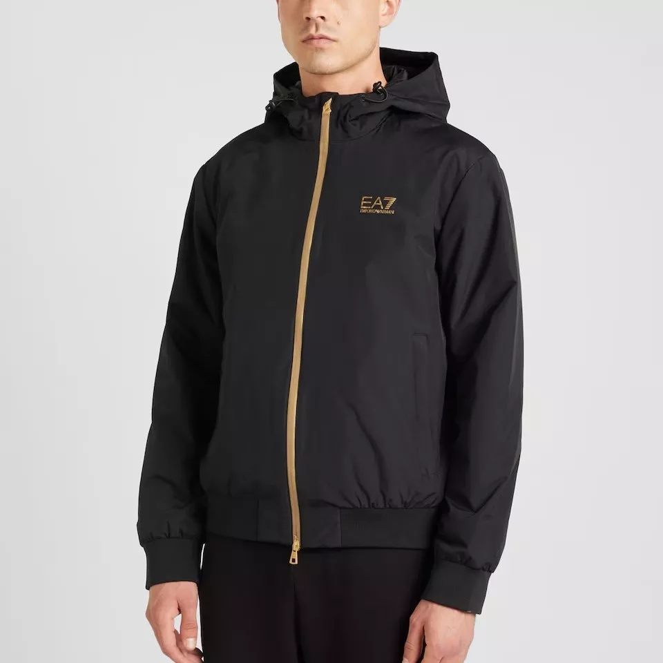 EA Men’s Hooded Jacket in Black: Fit, Warmth, Care