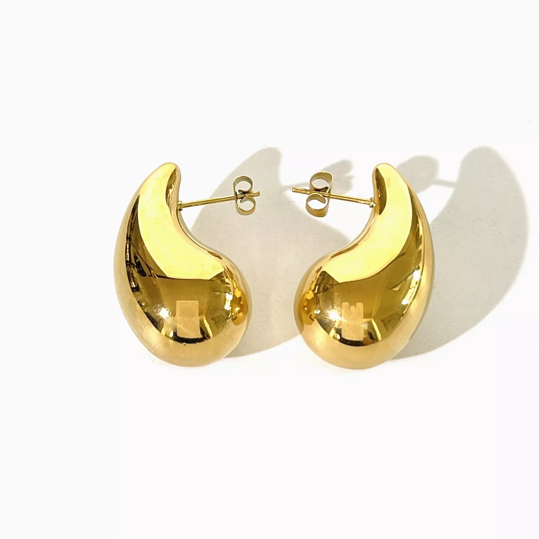 Exaggerated Water Drop Earrings: Sleek Statement Style