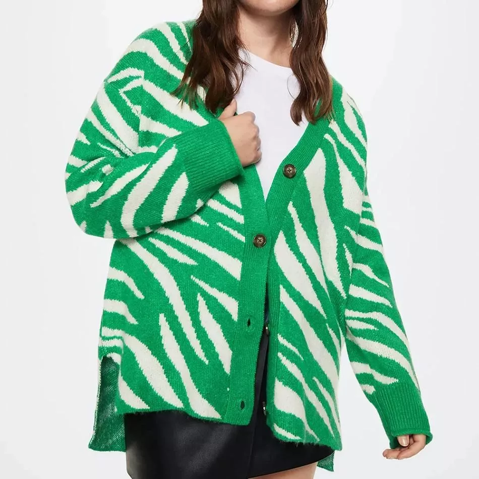 Vintage Print Knit Cardigan: Cozy Retro Layering